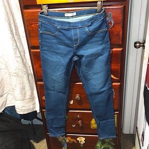 Girls Levi’s Jeggings size 16